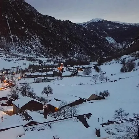 Con Jardin Comunitario En Pallars Sobirà Apartamento Àreu